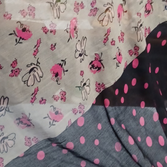 Sheer Scarf - Picture 5 of 7